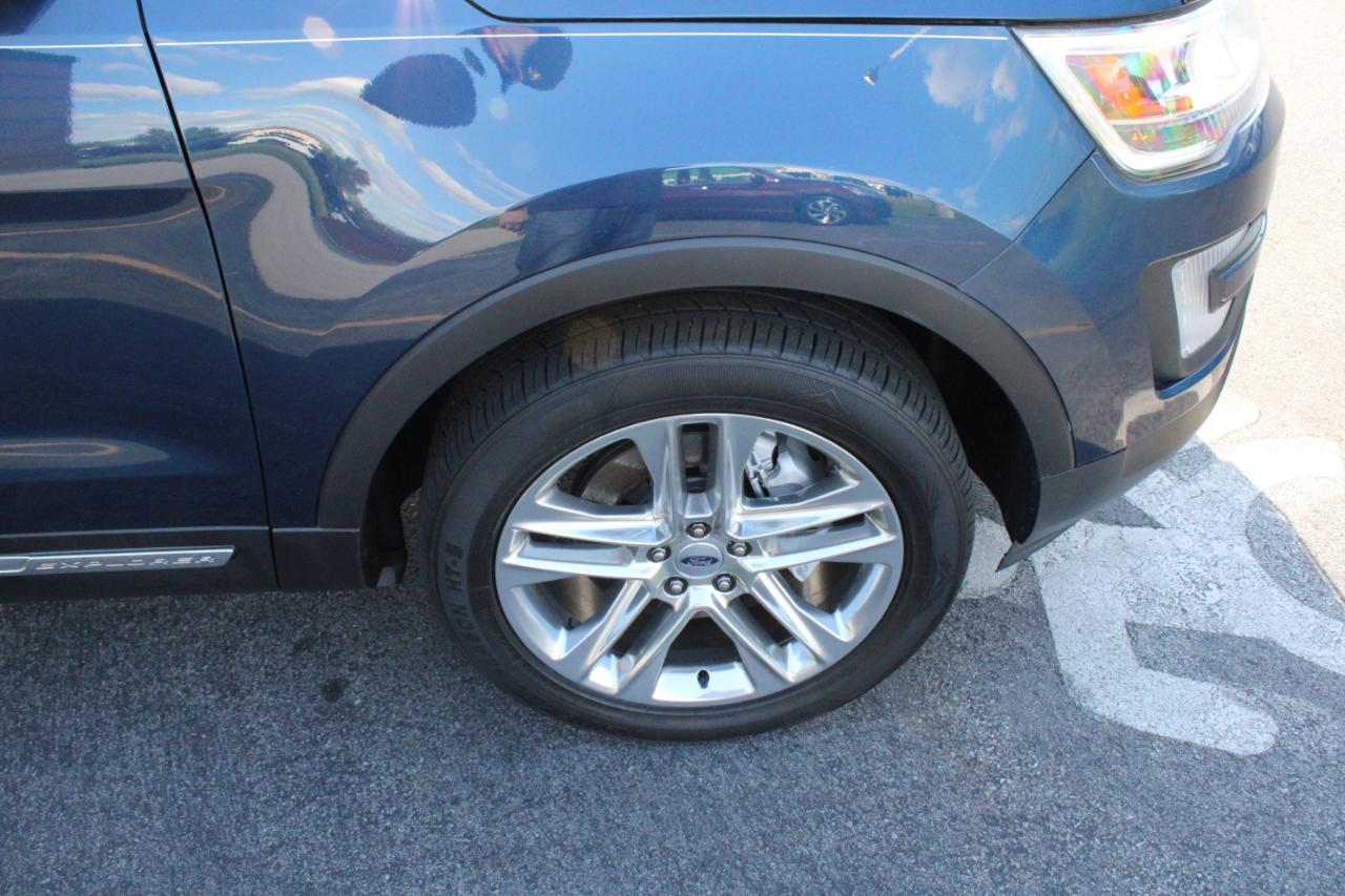 Ford Explorer Limited 4WD 2017