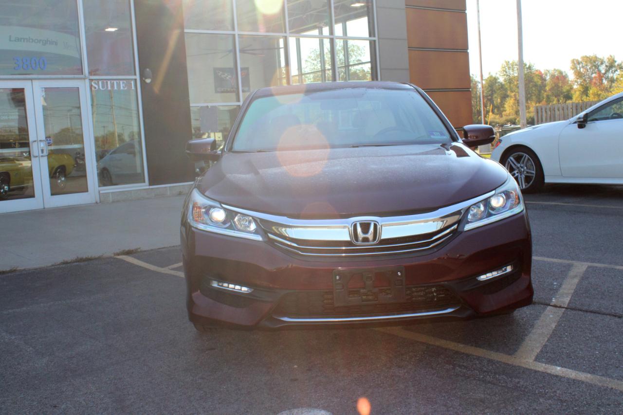 Honda Accord photo 6