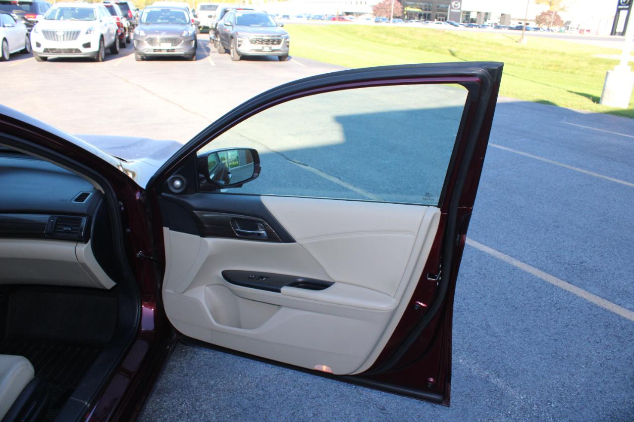 Honda Accord photo 27