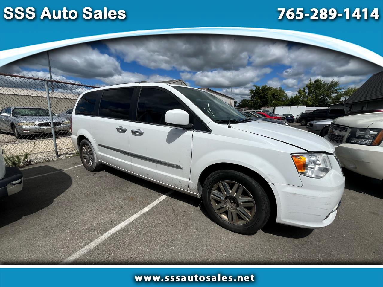 2016 Chrysler Town & Country Touring