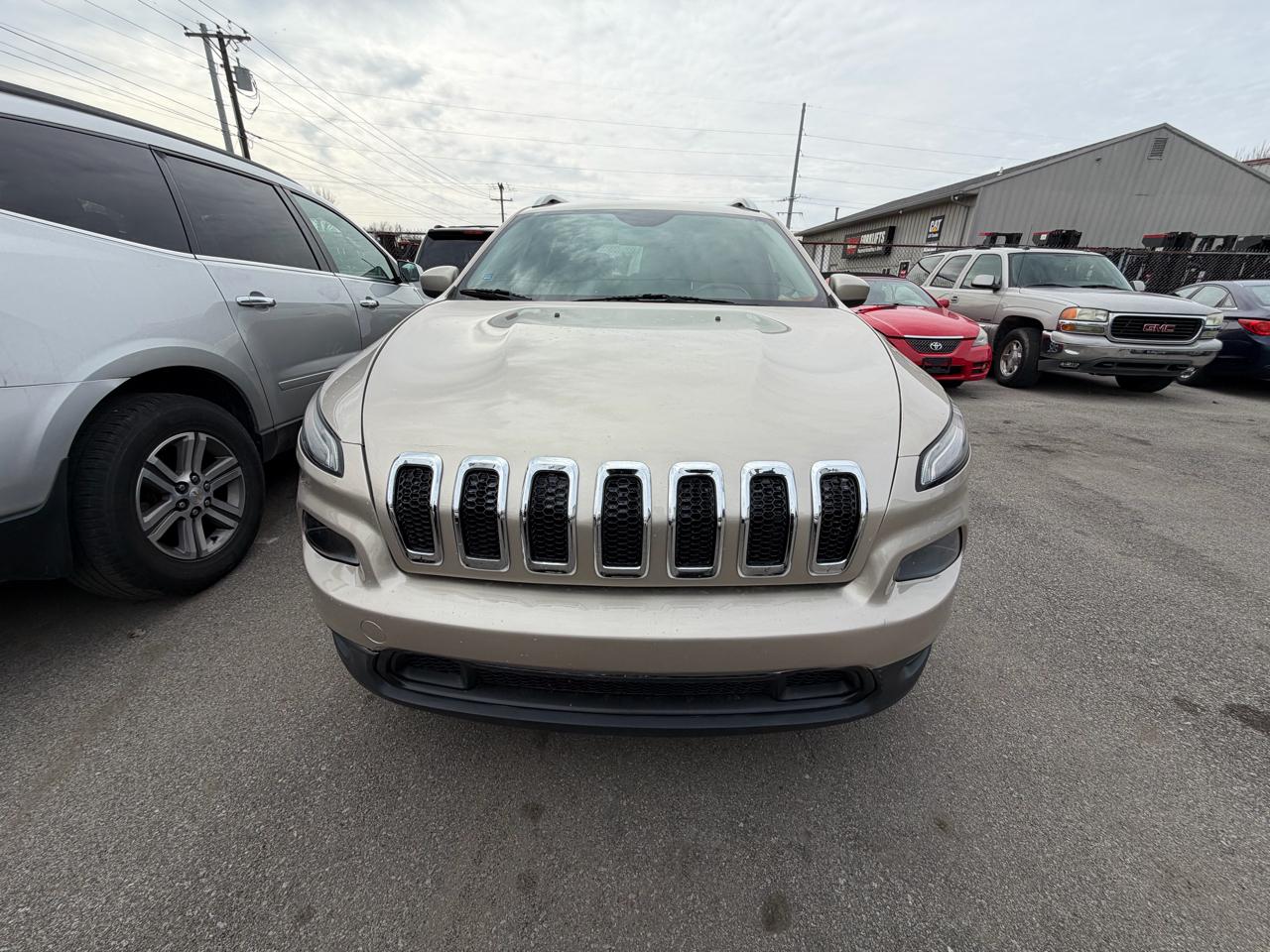 Jeep Cherokee Latitude 4WD 2014