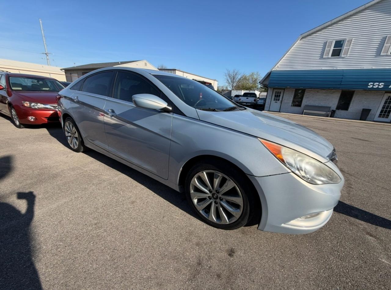 Hyundai Sonata SE Auto 2011