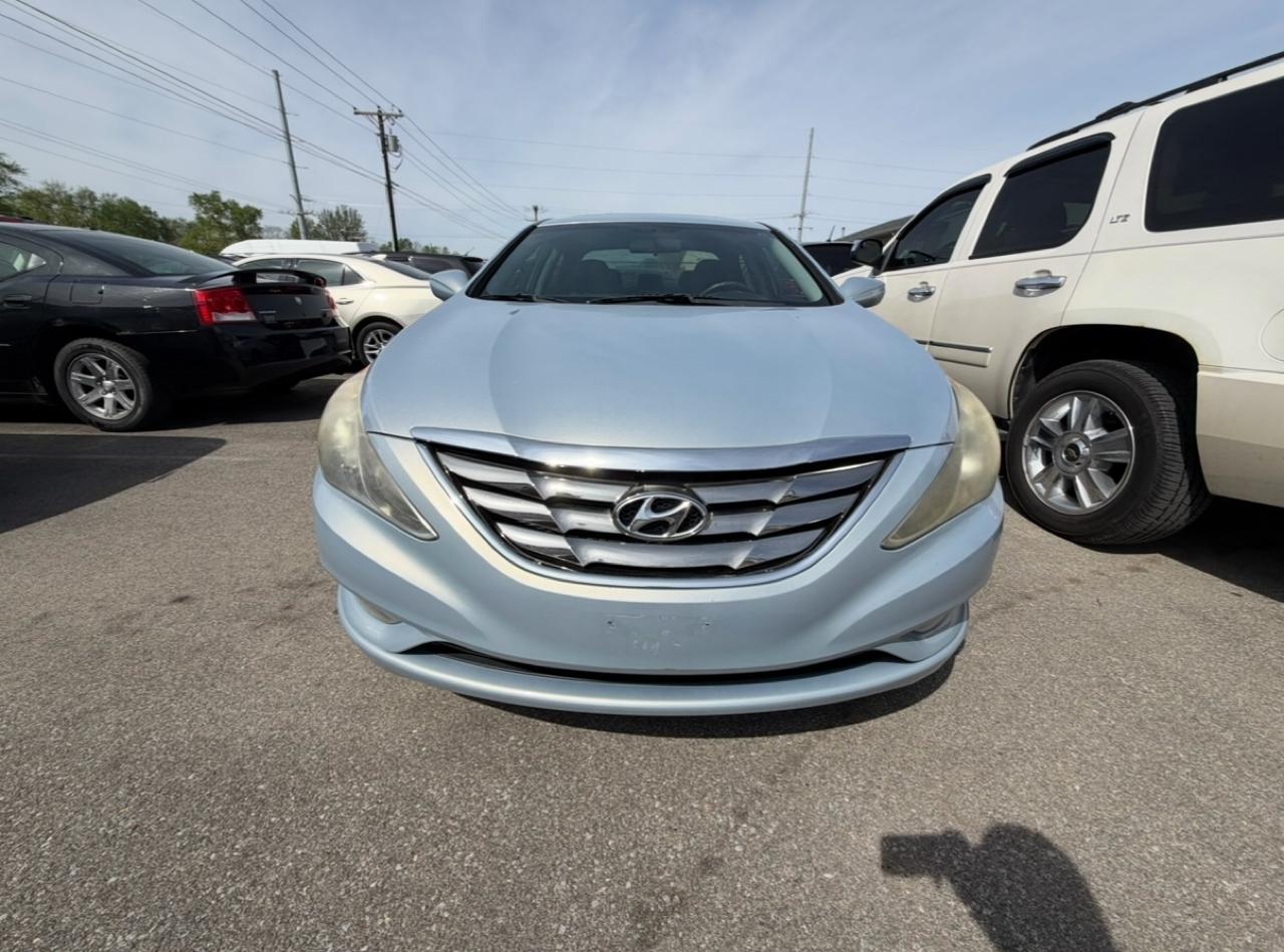 Hyundai Sonata SE Auto 2011
