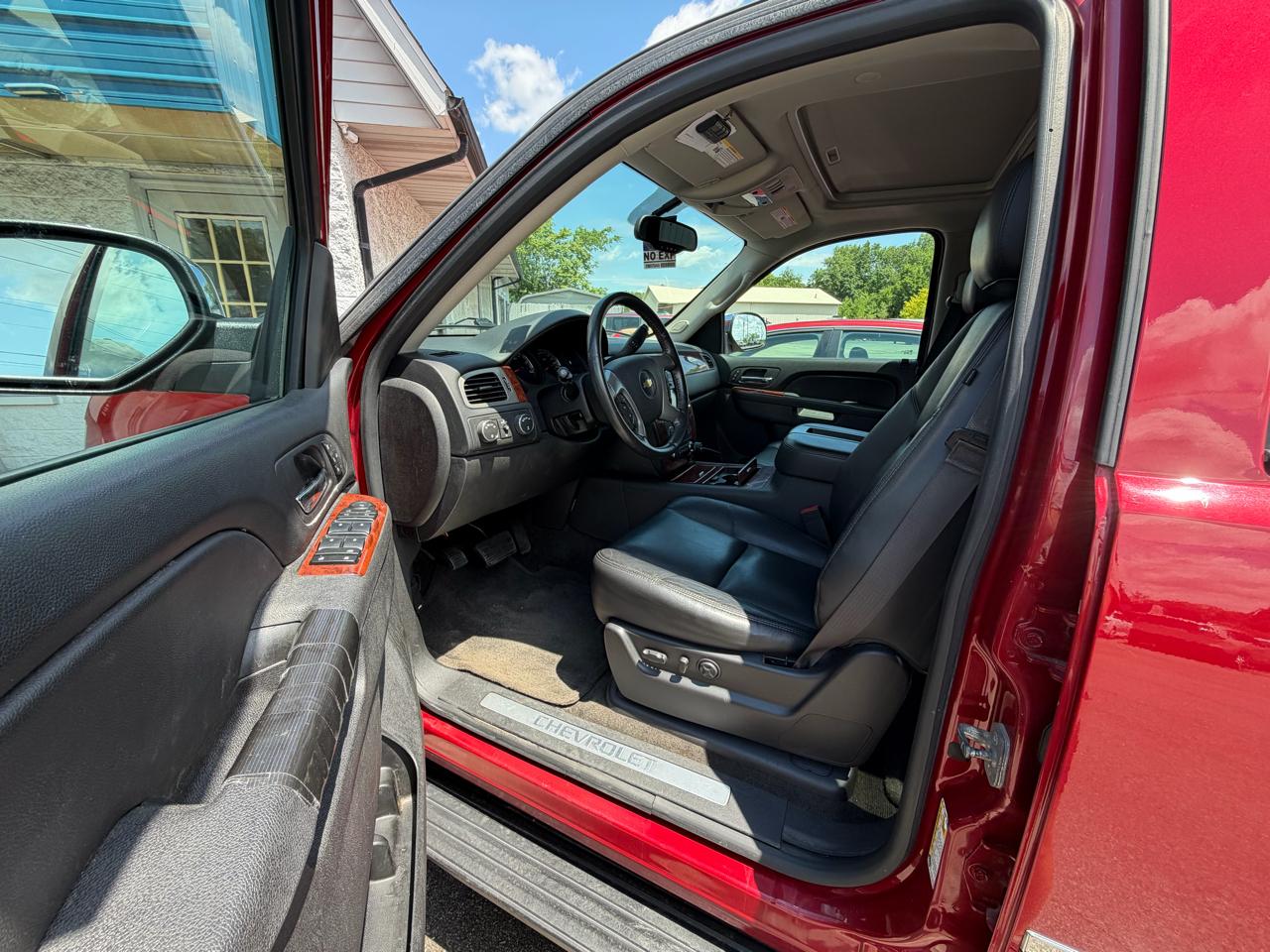 Chevrolet Tahoe  2013