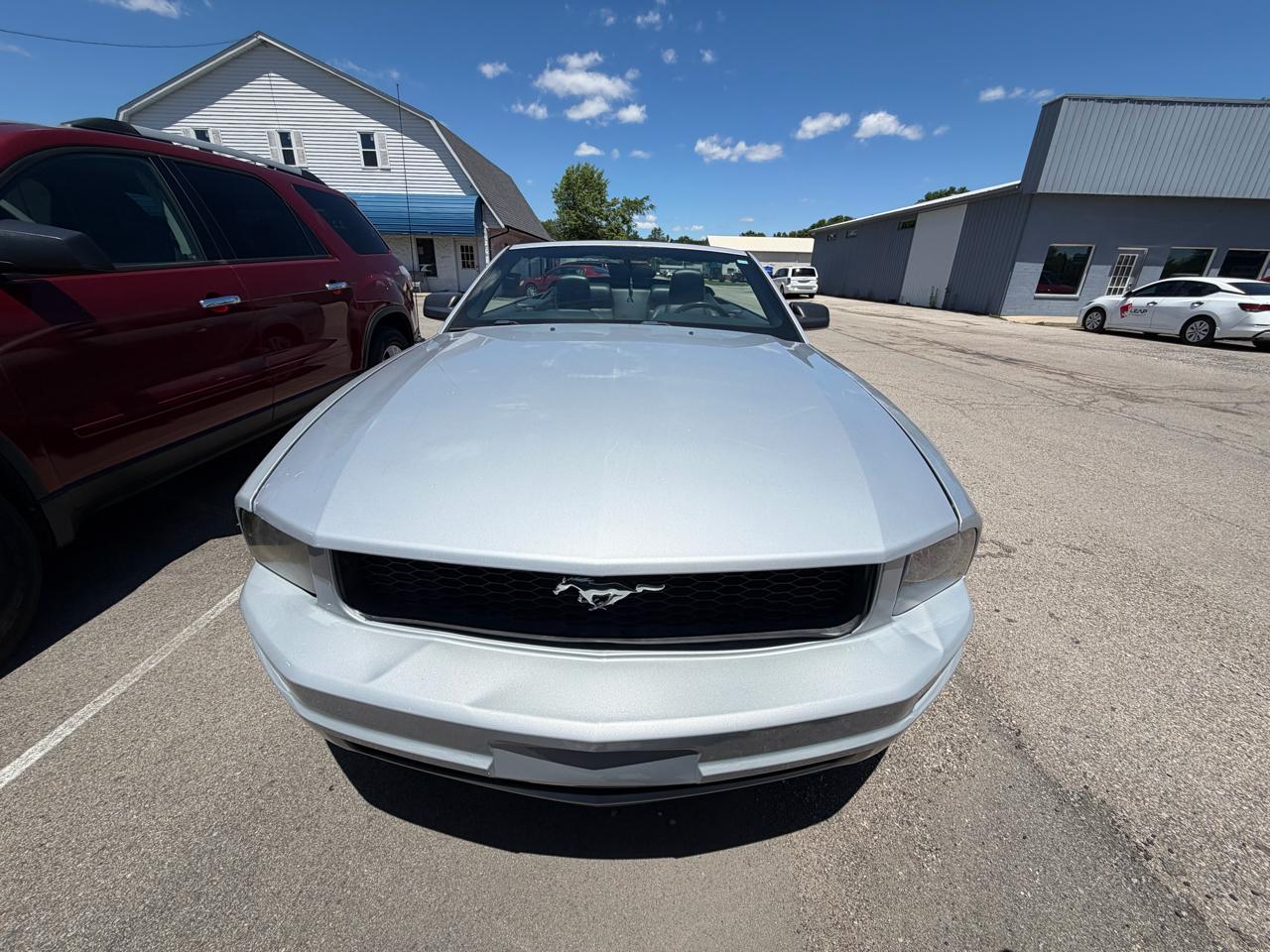 Ford Mustang V6 Deluxe Convertible 2007