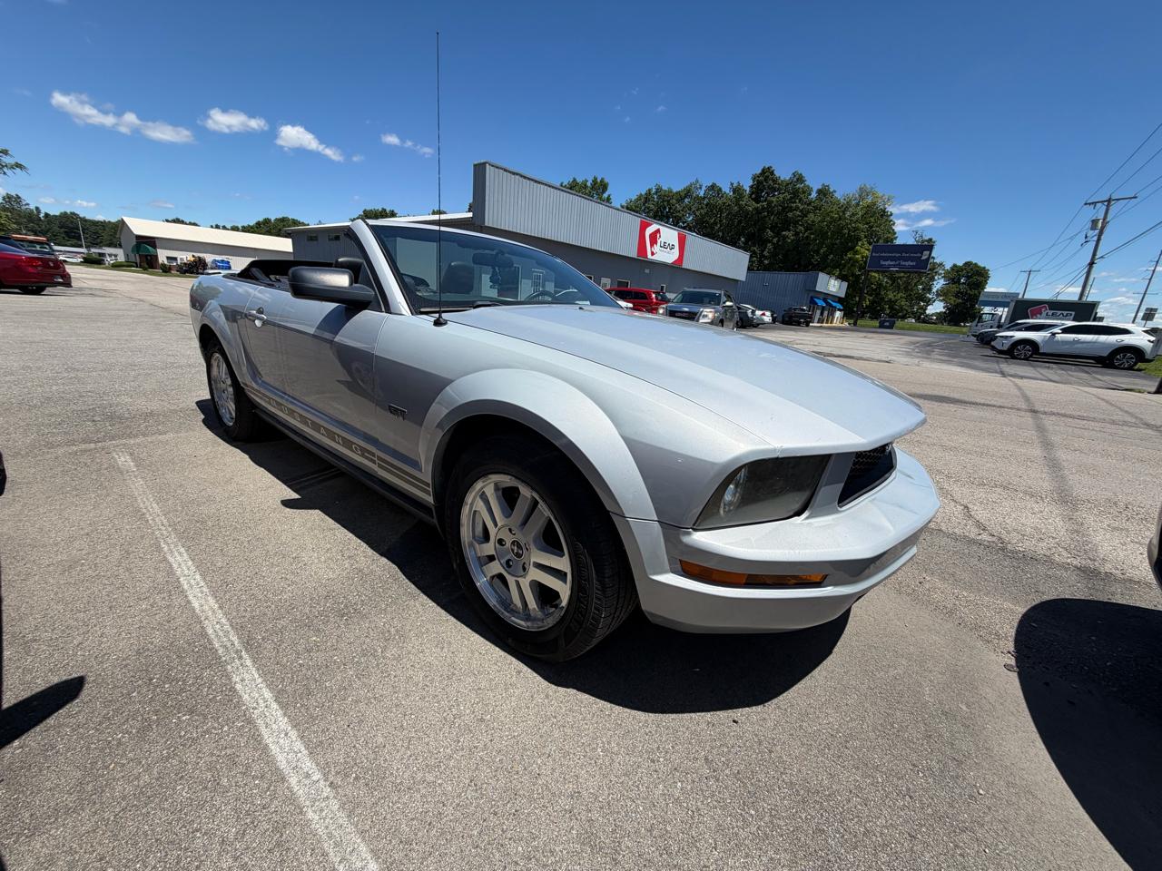 Ford Mustang V6 Deluxe Convertible 2007
