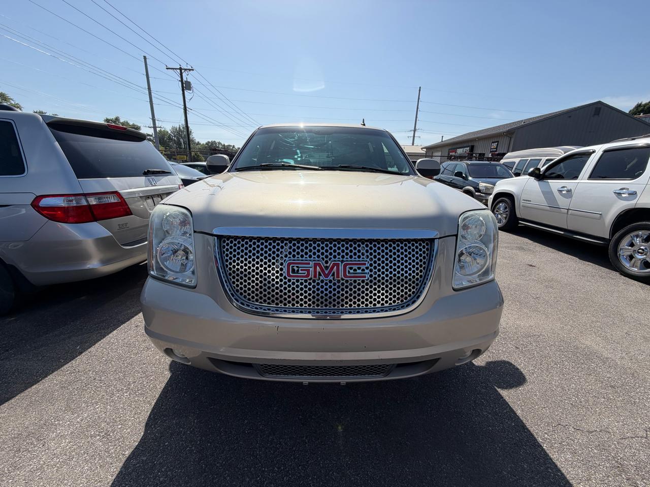 GMC Yukon Denali XL AWD 2007