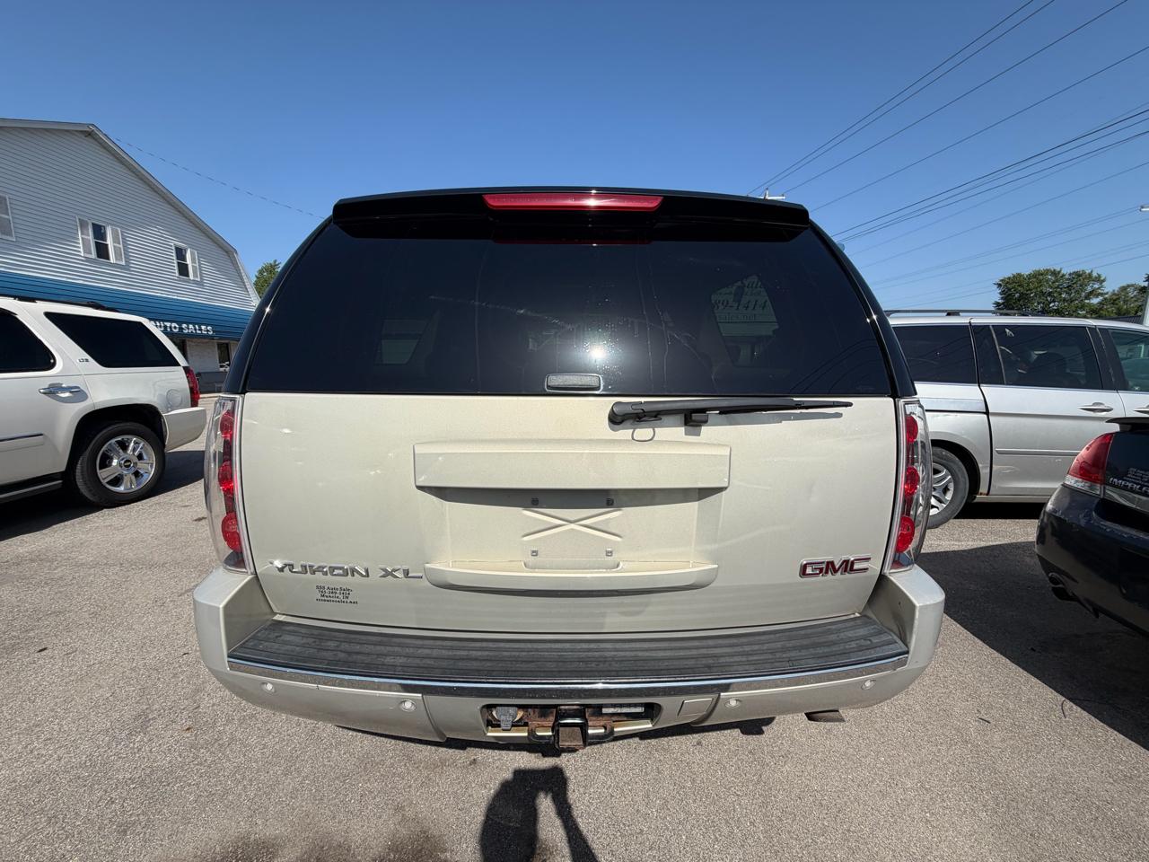 GMC Yukon Denali XL AWD 2007