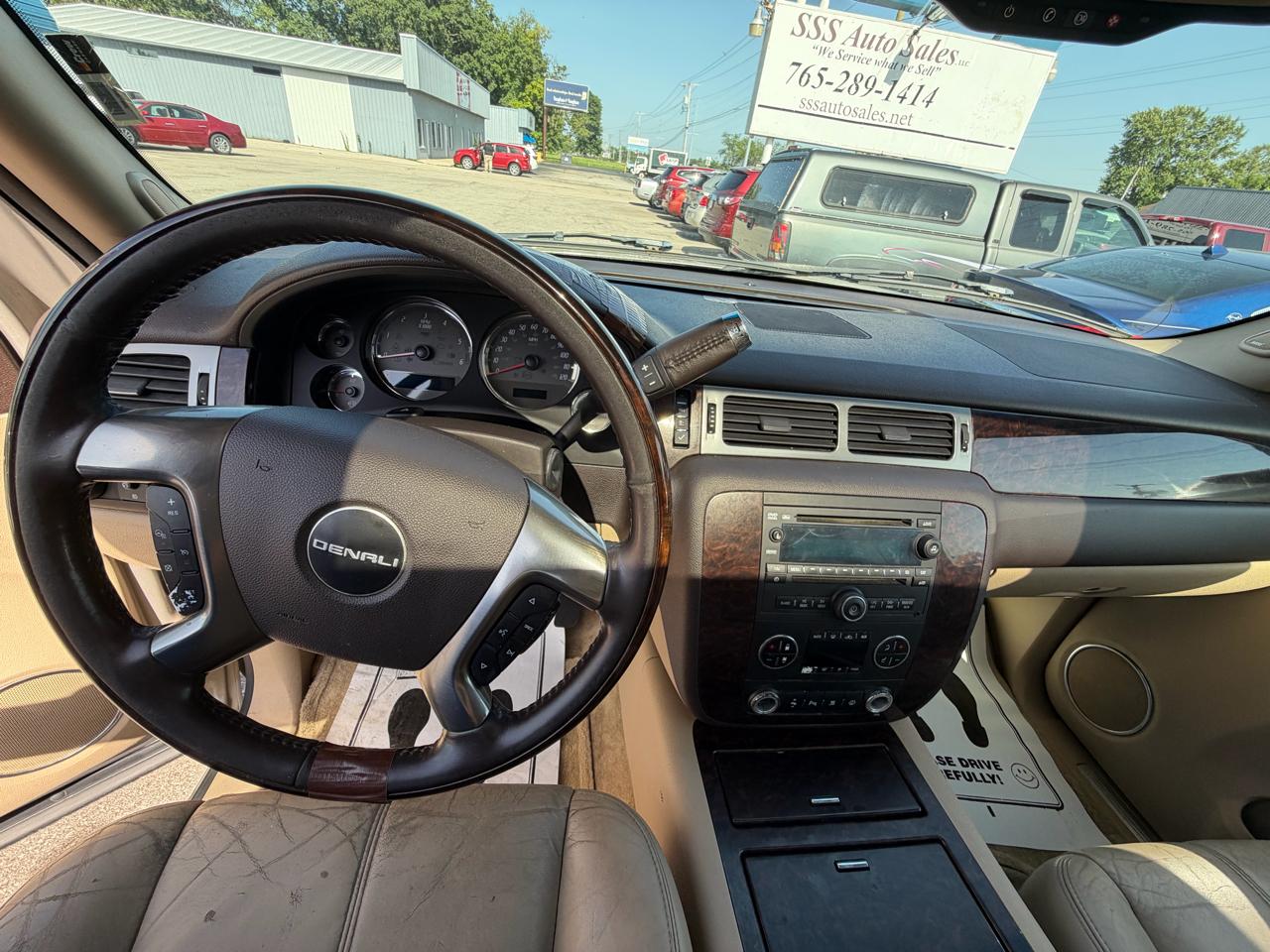 GMC Yukon Denali XL AWD 2007