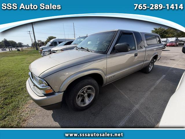 Brown (TAN) 2000 Chevrolet S-10 Pickup Truck Rear-Wheel Drive 5-Speed Manual