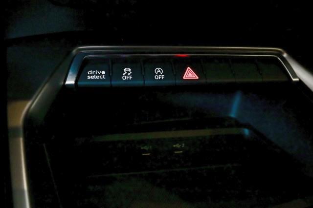 Audi A3  2022 Audi A3  2022