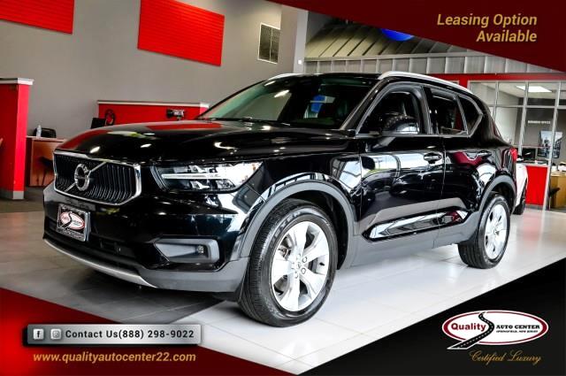 2021 Volvo XC40 Momentum