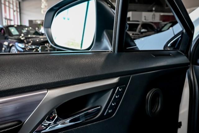 Lexus RX 450h  2020 Lexus RX 450h  2020