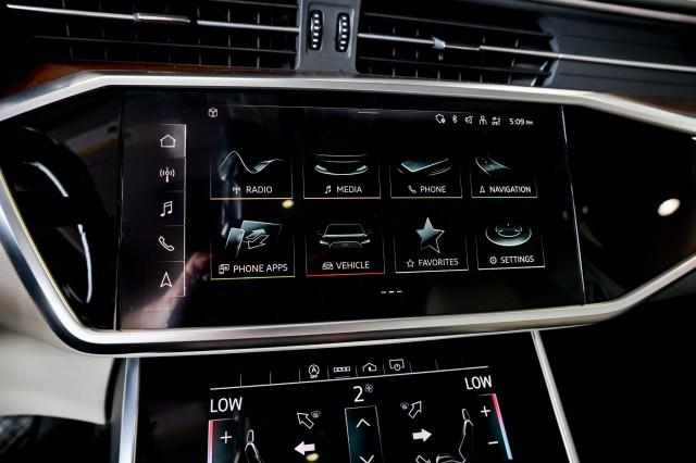 Audi A6  2021 Audi A6  2021