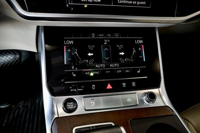 Audi A6  2021 Audi A6  2021