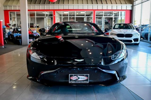 Aston Martin Vantage  2022