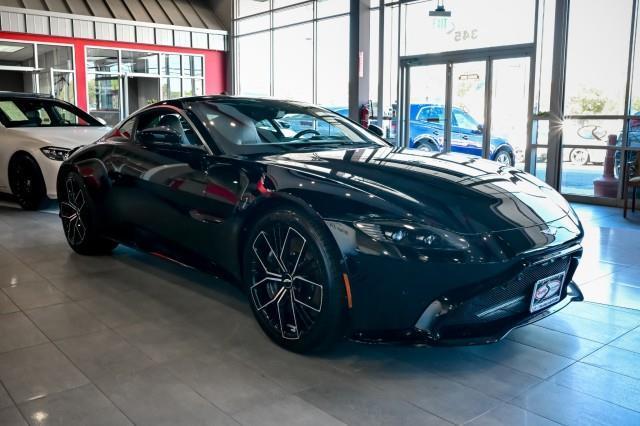 Aston Martin Vantage  2022