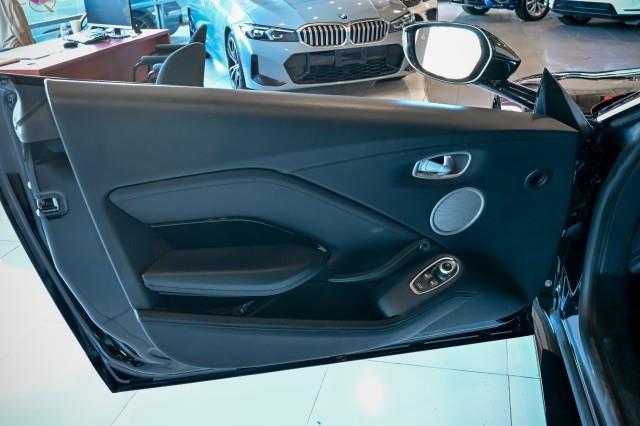 Aston Martin Vantage  2022