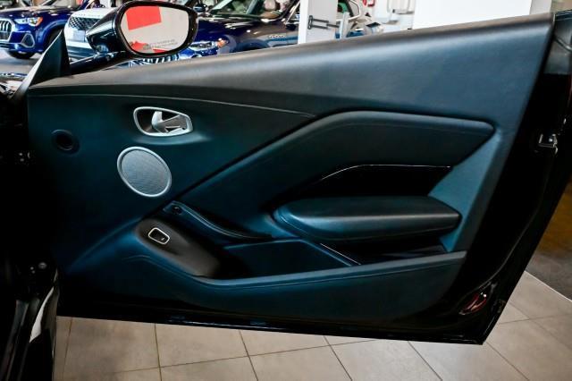 Aston Martin Vantage  2022