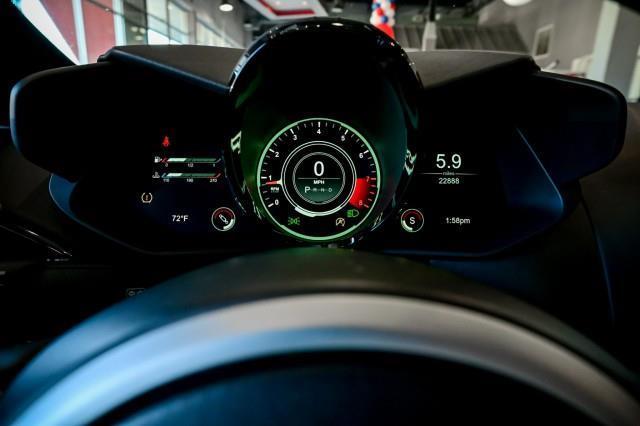 Aston Martin Vantage  2022