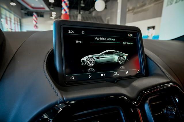 Aston Martin Vantage  2022