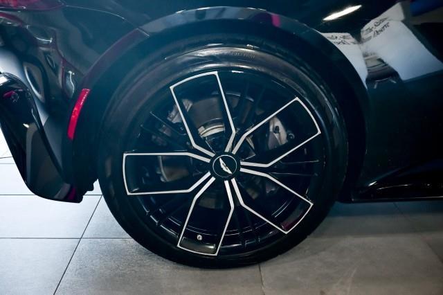 Aston Martin Vantage  2022