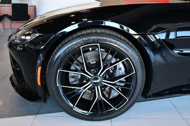 Aston Martin Vantage  2022