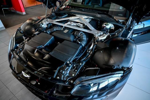 Aston Martin Vantage  2022