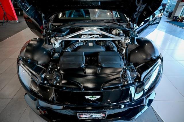 Aston Martin Vantage  2022