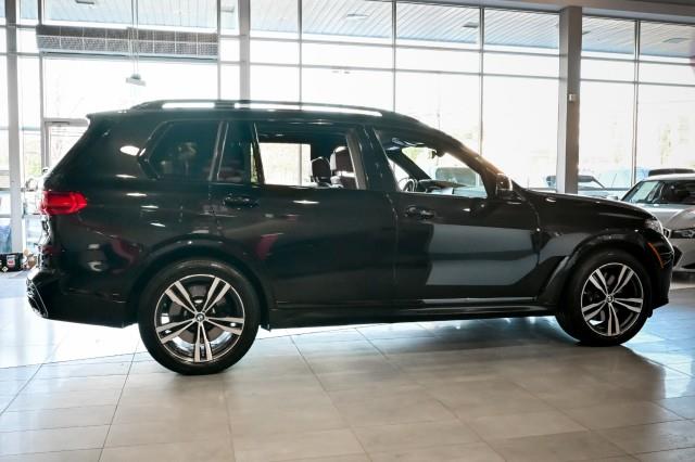 BMW X7  2021