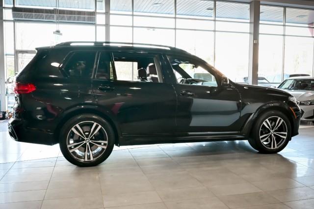 BMW X7  2021
