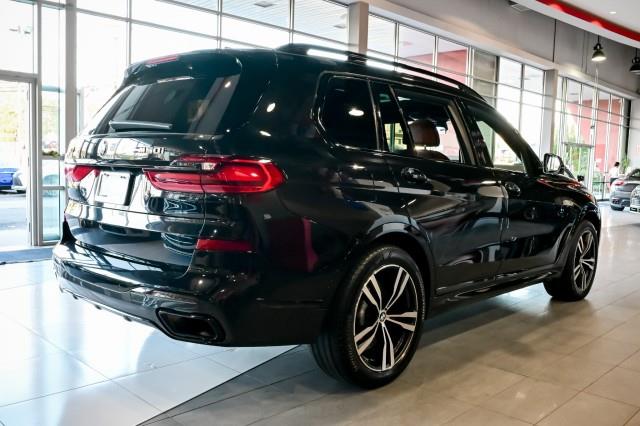 BMW X7  2021