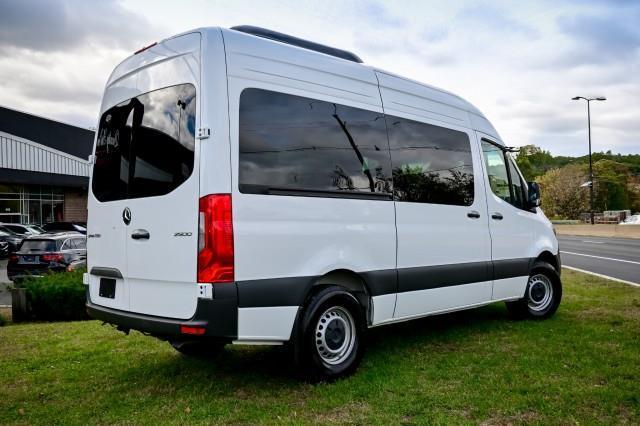 Mercedes-Benz Sprinter  2025