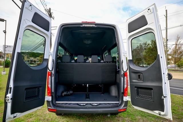 Mercedes-Benz Sprinter  2025