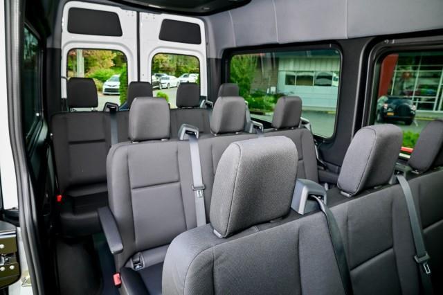 Mercedes-Benz Sprinter  2025