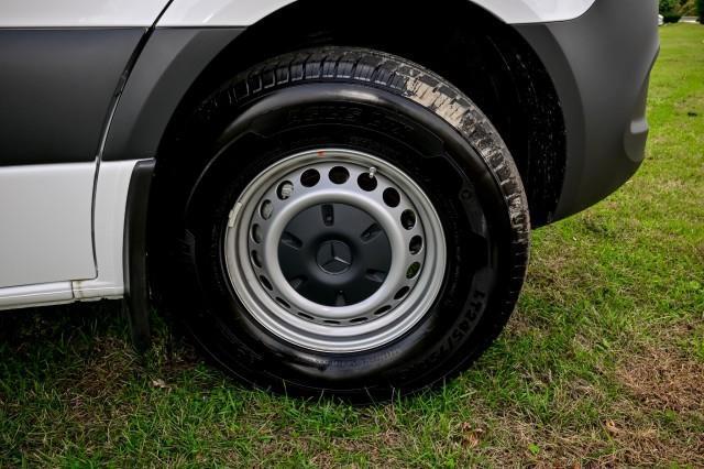 Mercedes-Benz Sprinter  2025