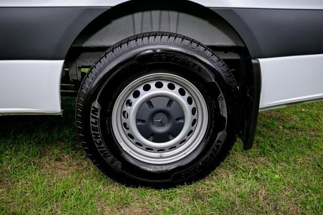 Mercedes-Benz Sprinter  2025