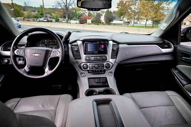 Chevrolet Suburban  2015