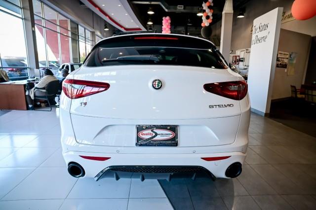 Alfa Romeo Stelvio  2023 Alfa Romeo Stelvio  2023