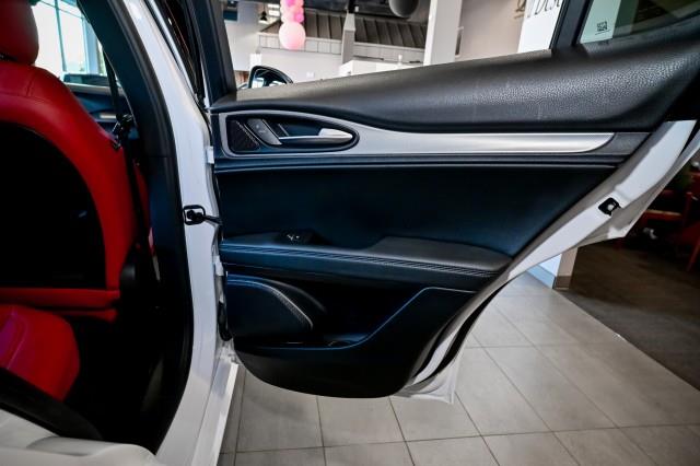 Alfa Romeo Stelvio  2023 Alfa Romeo Stelvio  2023