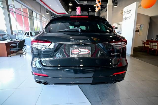 Maserati Levante  2022