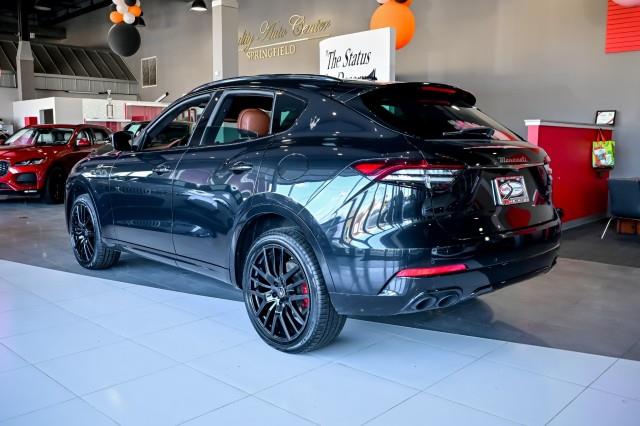 Maserati Levante  2022