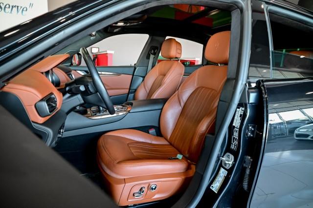 Maserati Levante  2022