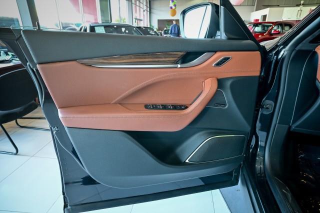 Maserati Levante  2022