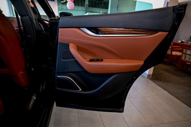 Maserati Levante  2022