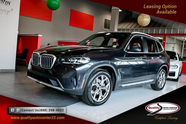 2023 BMW X3 xDrive30i, Premium Pkg, Pano Roof, Heated seats an