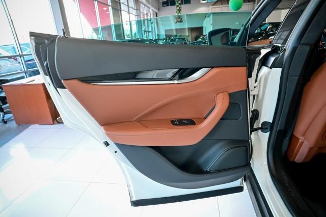 Maserati Levante  2022