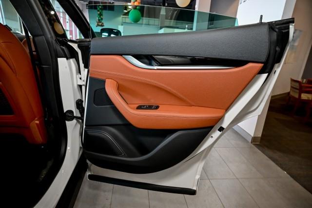 Maserati Levante  2022