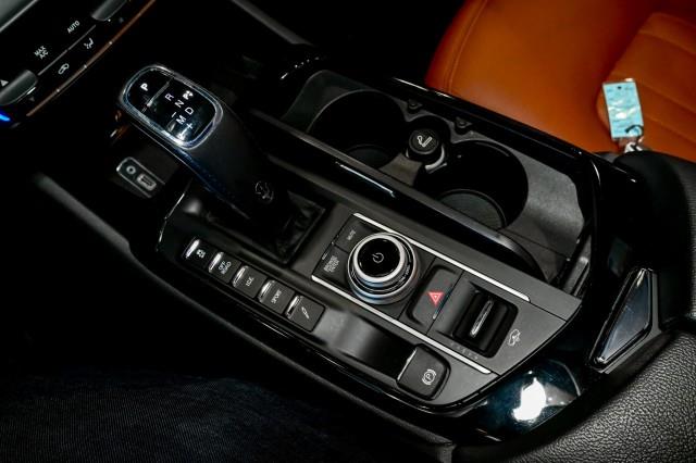 Maserati Levante  2022