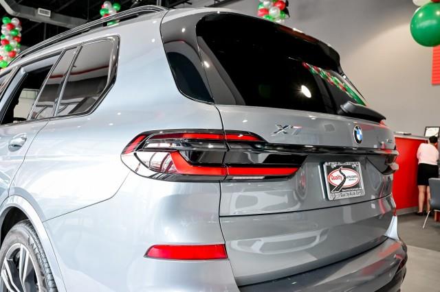 BMW X7  2024
